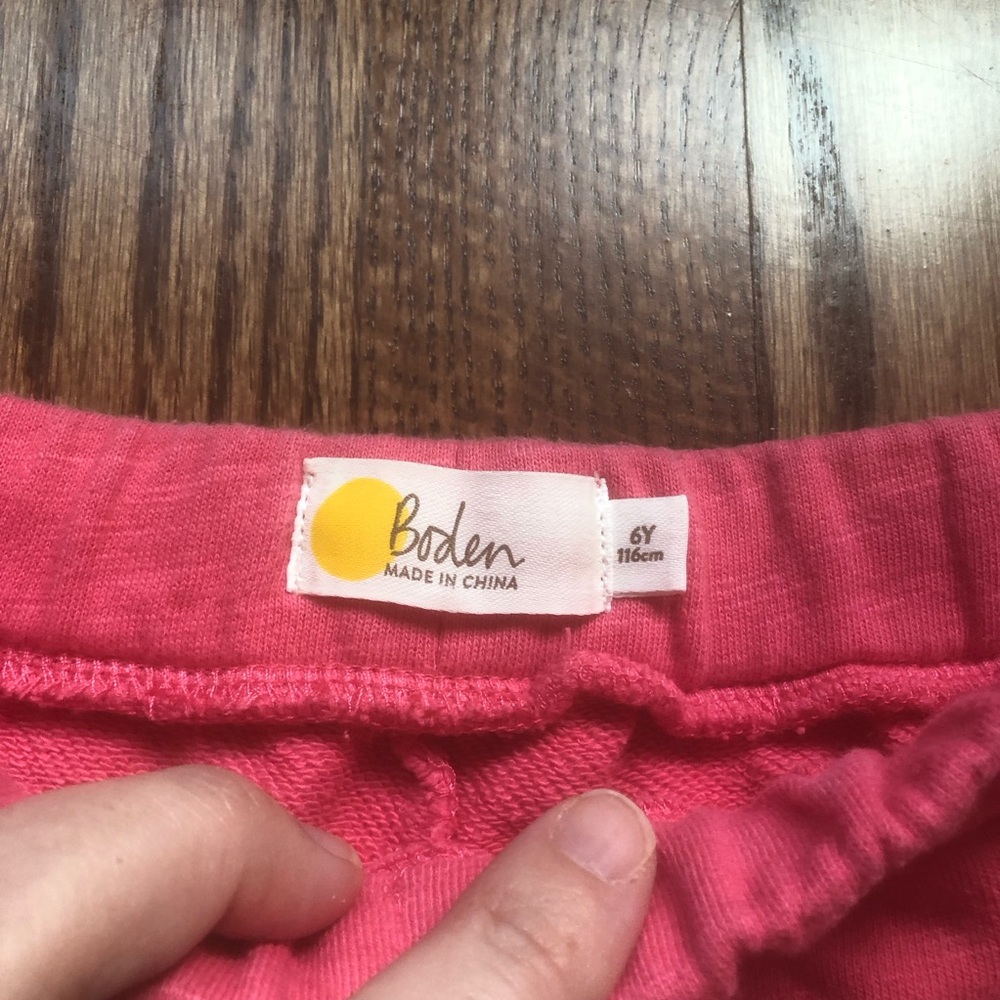 Mini Boden Pom Pom Trim Shorts 6 - Picture 7 of 7